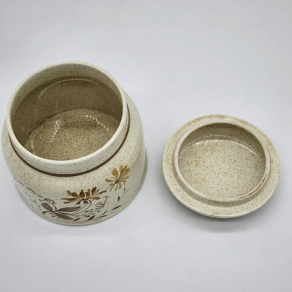 Vintage Royal Doulton Sandsprite Creamer Pitcher and Lidded Sugar Bowl - Picture 4 of 7